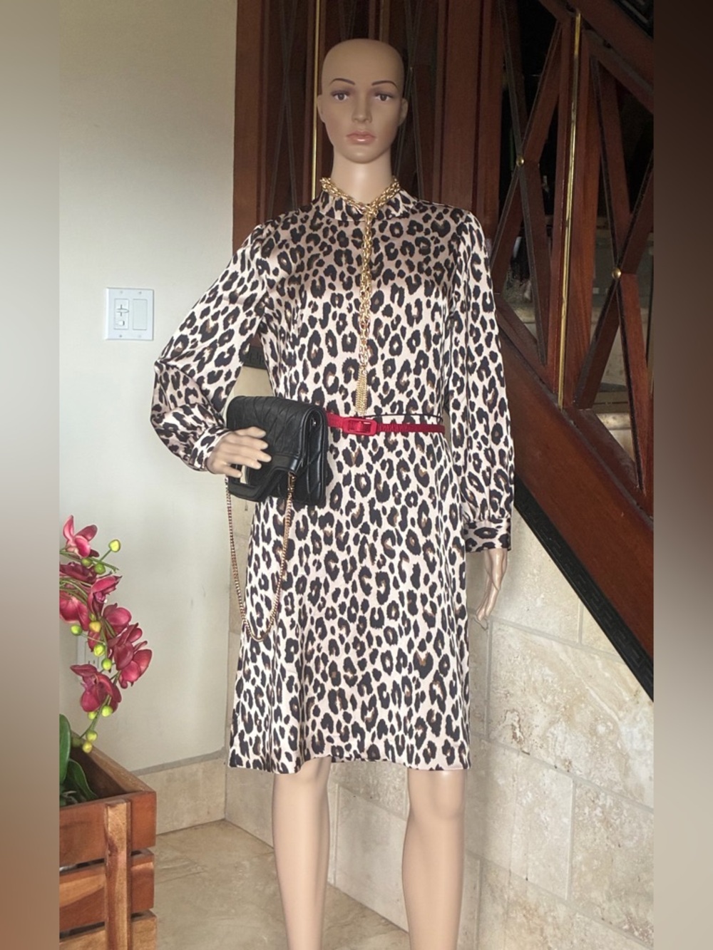 Ann Taylor Leopard Print Long-Sleeve Shift Dress in Beige and Black